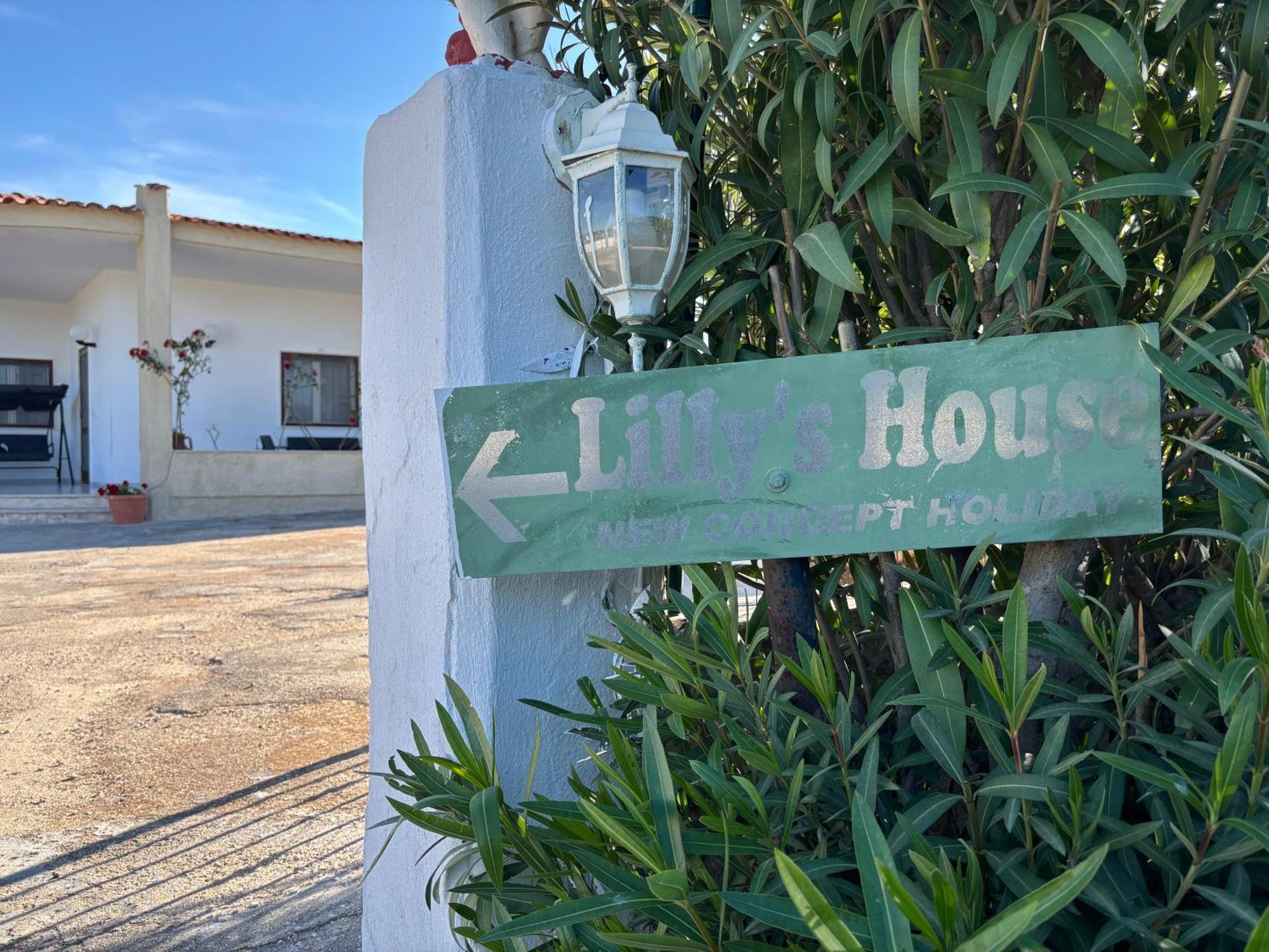 Lilly'S House Villa Torre Santa Sabina Exterior photo
