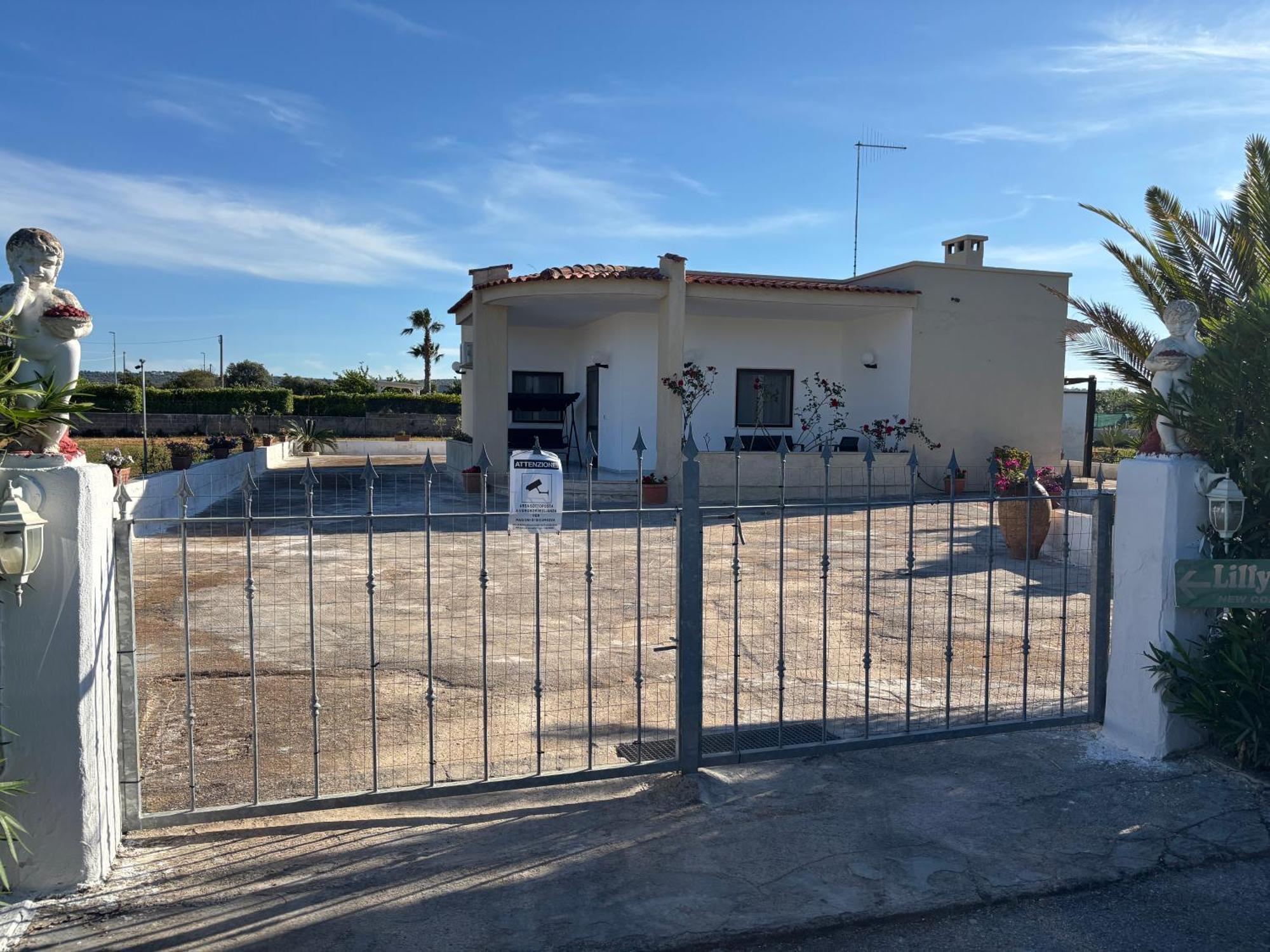 Lilly'S House Villa Torre Santa Sabina Exterior photo